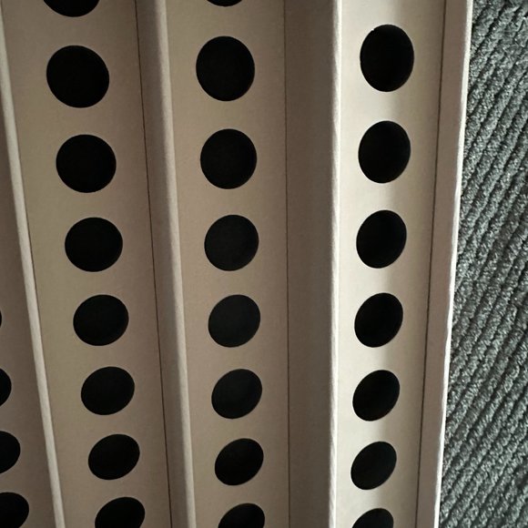 JEFFREE STAR COSMETICS Orgy Velour Liquid Lipstick Makeup Display - Picture 4 of 5